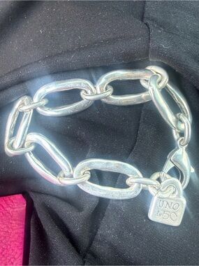 Gorgeous Chunky Silver Bracelet by UNOde50
